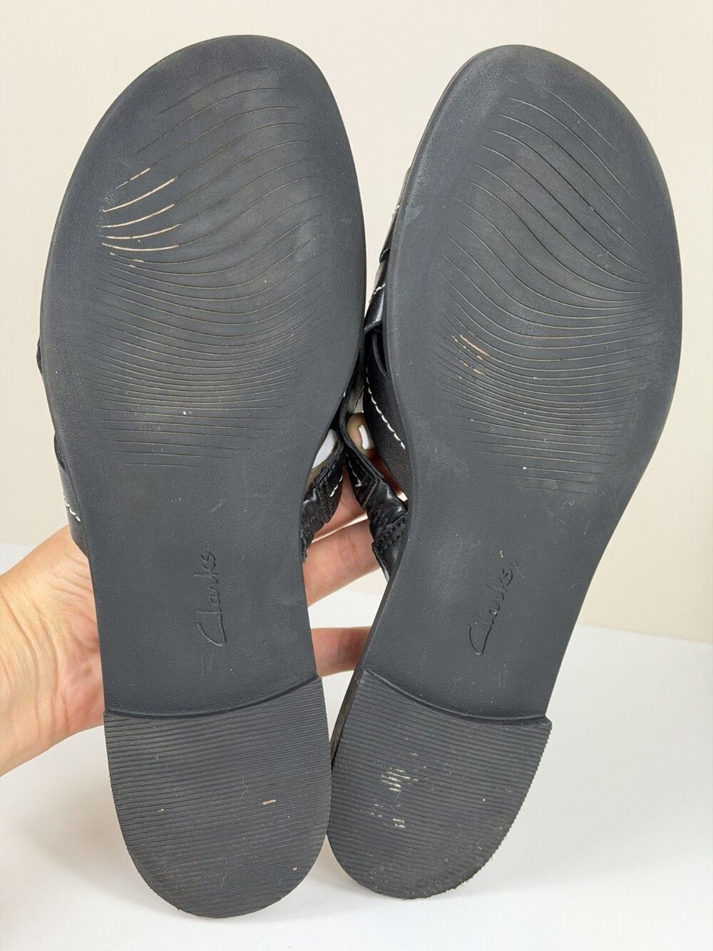 Clarks Collection Women's Slide Sandals Size 9 Black Woven Comfort Sandals - Picture 8 of 10